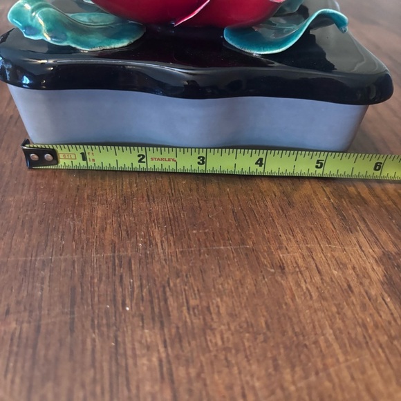 Gardell Black/Grey with Red Rose Trinket Box Flower Lid California Pottery USA - Picture 3 of 6
